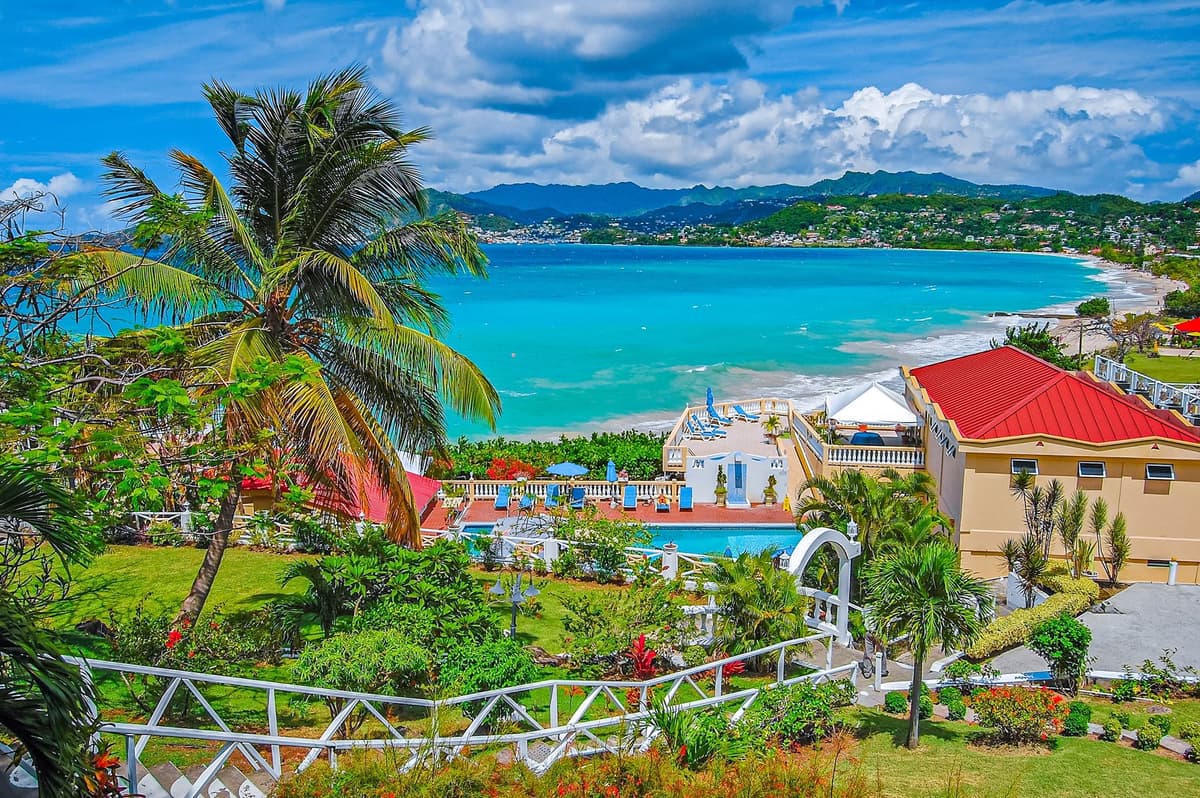 Why live in Grenada