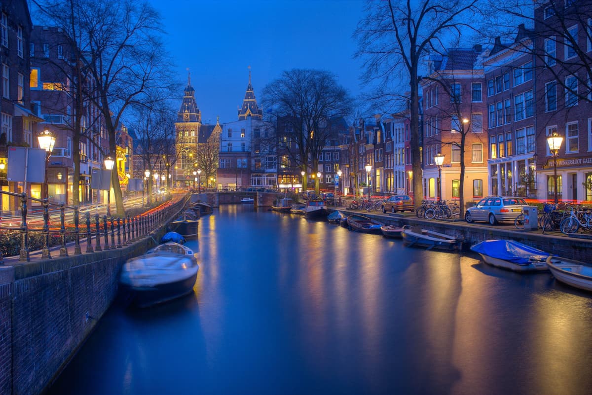 Why live in Netherlands