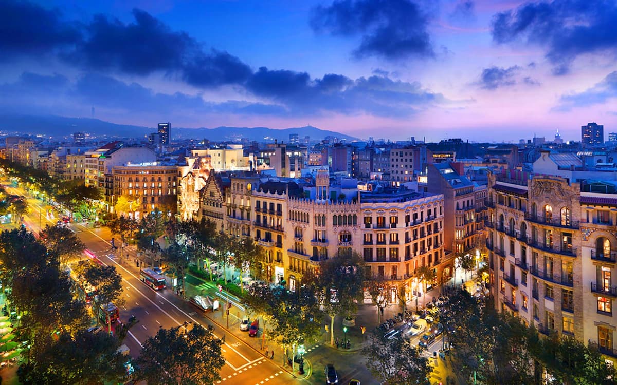Why live in Spain